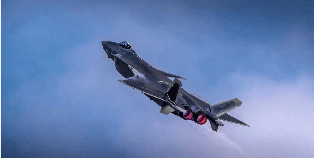 Máy bay chiến đấu J-20 Trung Quốc đối đầu với tiêm kích F-35 Mỹ: Phần thắng thuộc về ai? - Ảnh 2.