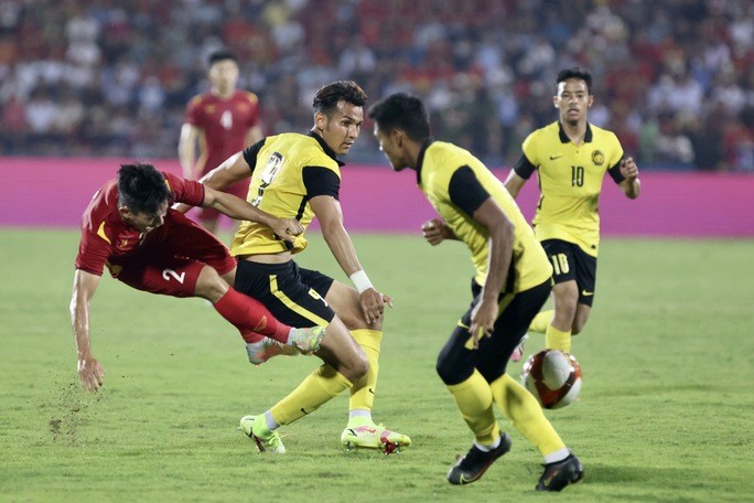 U23 Việt Nam: Lê Văn Xuân chấn thương nặng, thêm hồi hộp với Lý Công Hoàng Anh - Ảnh 2.