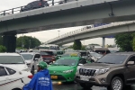 Phần mềm thu phí lỗi khiến dòng xe vào Tân Sơn Nhất tắc nghẽn