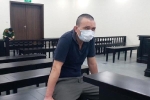 Bị truy nã tội giết người ở Thanh Hóa, trốn ra Hà Nội dùng dao đâm tài xế taxi