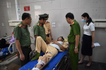 Thiếu tá CSGT bị người vi phạm tông gãy chân