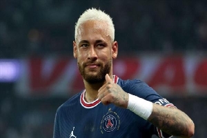 Bị hắt hủi, Neymar làm khó Paris St Germain