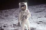 50 năm trước, vì sao phi hành gia lên Mặt Trăng đều mắc 'bệnh lạ', triệu chứng giống nhau?