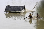 Mưa lũ khủng khiếp ở Ấn Độ, Bangladesh, nhấn chìm cả sân bay