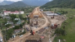 Kiểm tra việc thu hồi vật liệu san lấp xây cao tốc Bắc Nam ở Ninh Thuận