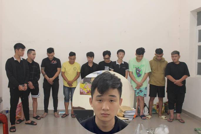 Dương Thanh Sang (ở giữa) được xác định là nghi phạm nổ súng chết người và 10 đối tượng bị bắt.