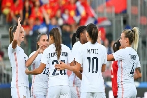 Phản ứng của tuyển nữ Pháp sau trận thắng đậm Việt Nam