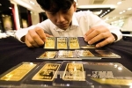Chuyên gia nhận định bất ngờ về giá vàng, có nên bán tháo?