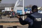 14 người bị bắn chết trong một quán bar ở Nam Phi