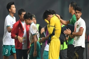 Phản ứng của HLV Shin Tae-yong khi U19 Indonesia bị loại