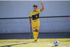 Quang Hải ra sân trong chiến thắng của Pau FC