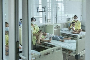 Nhiều người tại Hà Nội phải nằm viện do mắc cúm mùa