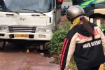 Bình Phước: Điều tra vụ xe tải cuốn xe máy vào gầm, 1 người tử vong