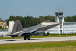 Tiêm kích F-22 của Mỹ đã đến Ba Lan, Mỹ gửi thông điệp mạnh mẽ đến Nga