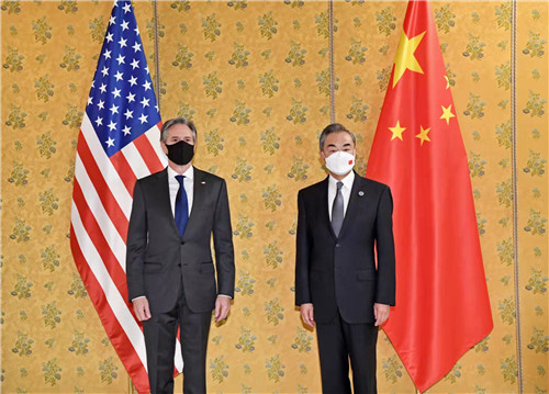 Ngoại trưởng Mỹ Antony Blinken (trái) và người đồng cấp Trung Quốc Vương Nghị gặp nhau hồi tháng 10 năm ngoái. Ảnh: Bộ Ngoại giao Trung Quốc.