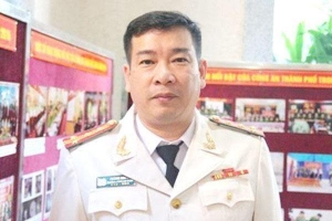 Triệu tập 12 nhân chứng đến phiên xử cựu đại tá Phùng Anh Lê