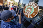 Mất đi Starbucks, người Nga có thêm Stars Coffee