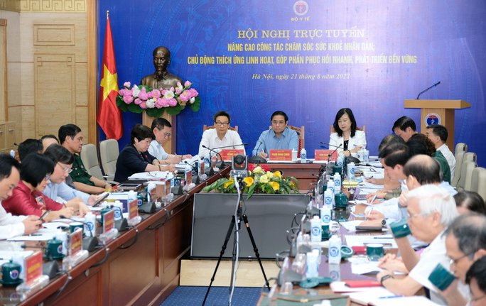 Thủ tướng Chính phủ Phạm Minh Chính chủ trì hội nghị trực tuyến - Ảnh: Trần Minh.