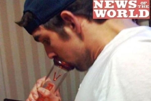 Michael Phelps nhận án phạt gì khi bị phát hiện hút cần sa