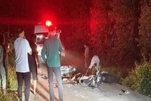 Xe máy tông nhau trên đường làng, 2 người tử vong, 1 người bị thương