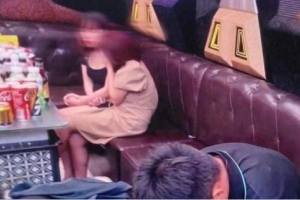 Nhân viên nữ 15 tuổi quán karaoke DJ Club phục vụ khách mua bán dâm tại chỗ