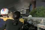 NÓNG: Lửa và khói đang bốc ngùn ngụt tại quán karaoke ở Đồng Nai
