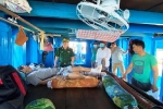 Tàu cá Quảng Ngãi bị ca nô 'lạ' áp sát cướp, bắn khi đang hoạt động ở Trường Sa