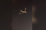 Clip: Hãi Hùng máy bay Boeing 777 tóe lửa khi vừa cất cánh