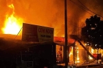 Hà Nội: Cháy lớn thiêu rụi dãy nhà tạm tại quận Hoàng Mai