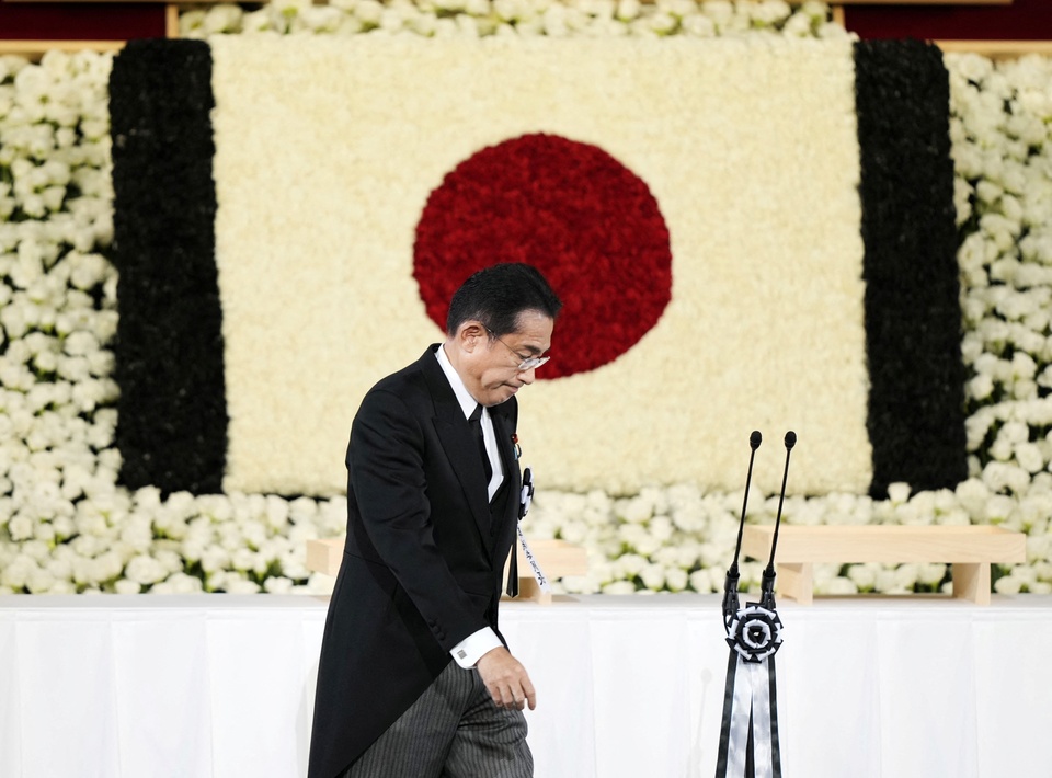 Lãnh đạo Nhật Bản nghẹn ngào trong lễ quốc tang ông Abe
