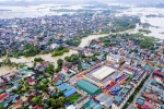 Quỳnh Lưu ngập trong biển nước, người dân khổ sở chống chọi