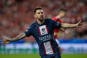 Messi lập kỷ lục tại Champions League
