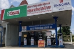 Hình ảnh nhiều cây xăng ở Đồng Nai treo bảng 'hết xăng', bán nhỏ giọt