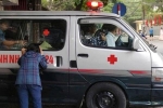 Vượt đèn đỏ để nhường đường cho xe cứu thương có bị xử phạt?
