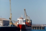 Ukraine tịch thu 9 tàu hàng của Nga