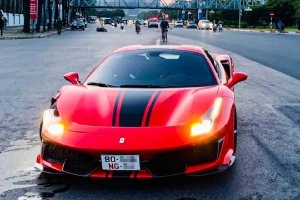 Siêu xe Ferrari tông chết người: Trích xuất camera quanh SVĐ Mỹ Đình