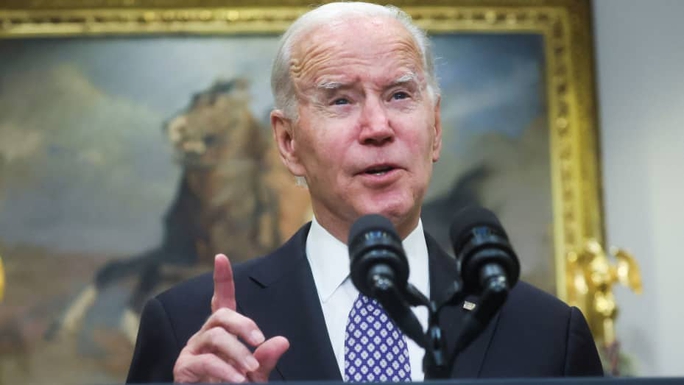 Tổng thống Biden ra 'tối hậu thư' với các đại gia xăng dầu