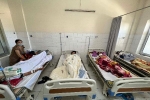Nhiều phòng bệnh kín giường vì bệnh nhân sốt xuất huyết