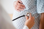 Mắc sốt xuất huyết khi đang mang thai nguy hiểm ra sao?