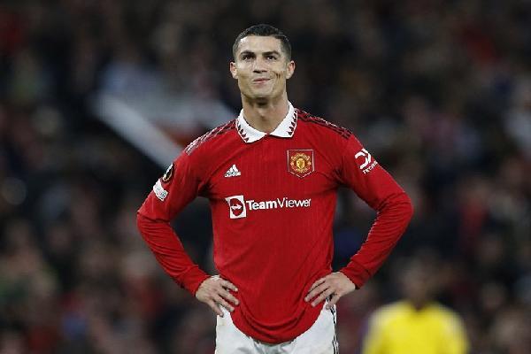 Những khó khăn của Man United khi tìm người thay thế Ronaldo