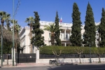 Xe của Đại sứ quán Italy tại Athens bị đánh bom