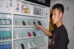 Hà Nội: Bắt đối tượng đột nhập cửa hàng ăn trộm 12 chiếc điện thoại