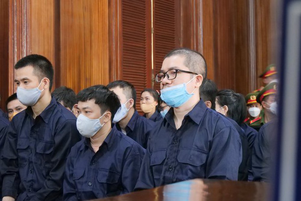 Hình ảnh đầu tiên tại phiên tòa xét xử CEO Nguyễn Thái Luyện - Ảnh 9.