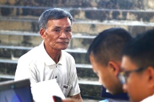 Người cha già thay con trai quá cố đi đòi quyền lợi trong vụ án Alibaba