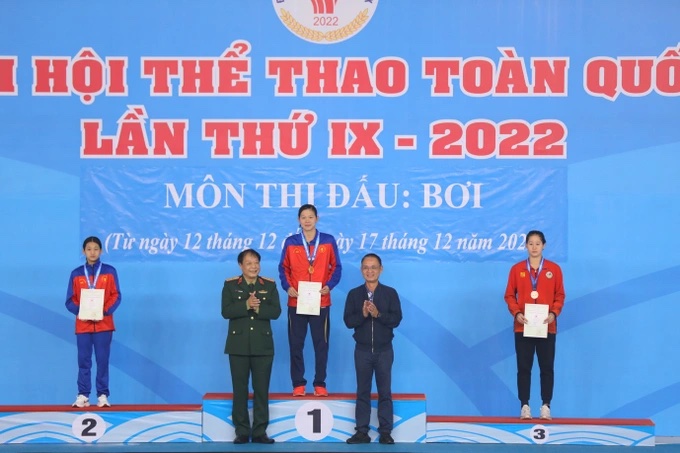 kinh ngu nguyen thi anh vien tuyen bo giai nghe copy