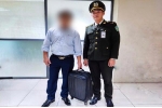 Nam hành khách bỏ quên chiếc vali chứa 500 triệu đồng ở sân bay Nội Bài