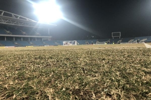 Mặt cỏ sân Mỹ Đình xấu nhất trong số các sân tổ chức AFF Cup 2022?