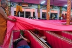 Tục lệ giả chết trong năm mới ở Thái Lan
