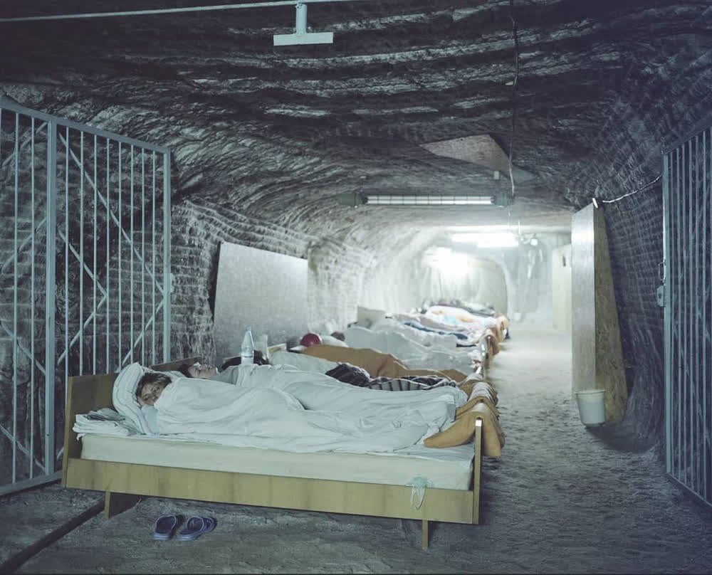 Những khách sạn, khu nghỉ dưỡng có vị trí kỳ lạ trên thế giới: Có nơi nằm trong một mỏ muối cũ - Ảnh 11.