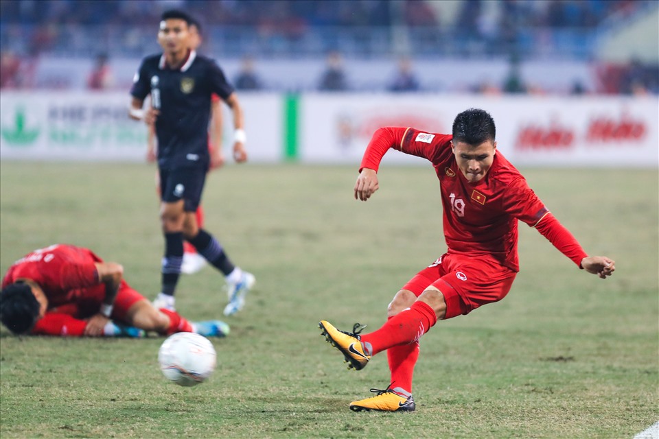 Quang Hải được kỳ vọng sẽ nổ súng cho tuyển Việt Nam tại chung kết AFF Cup 2022. Ảnh: Minh Dân